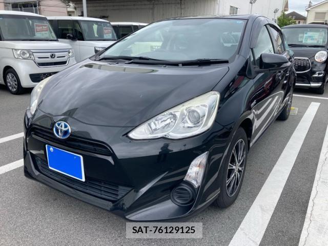 Toyota AQUA 2015-02 8437935-0
