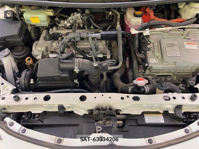 Toyota AQUA 2016-03 8437933-17
