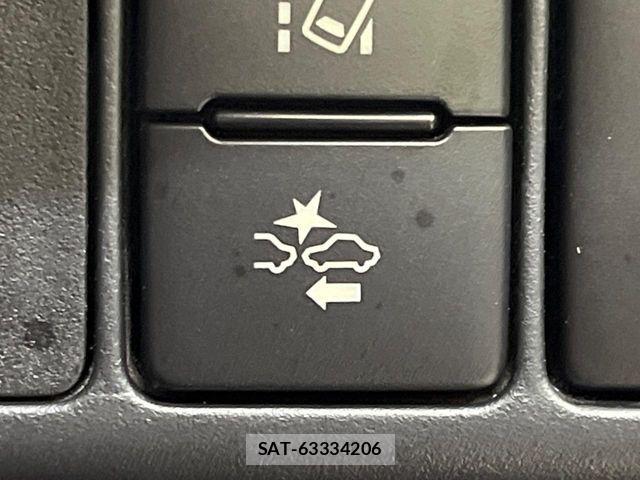Toyota AQUA 2016-03 8437933-4