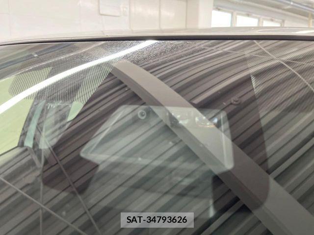 Toyota AQUA 2015-12 8457032-3