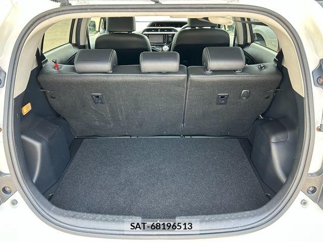 Toyota AQUA 2016-08 8457038-18