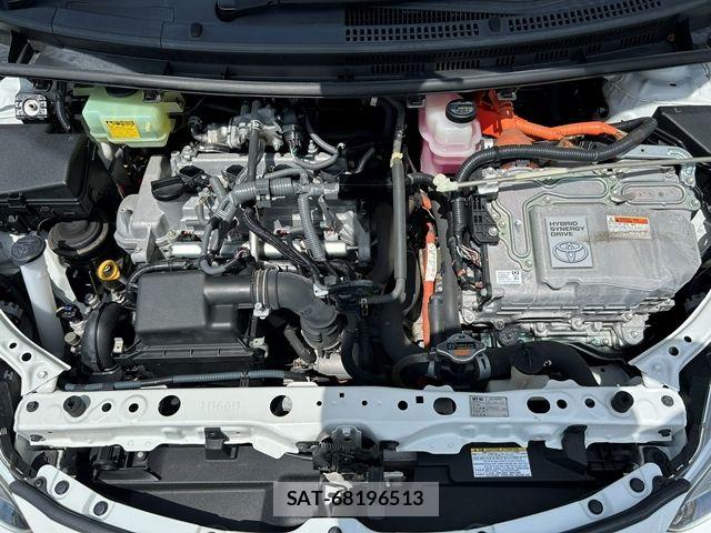 Toyota AQUA 2016-08 8457038-26