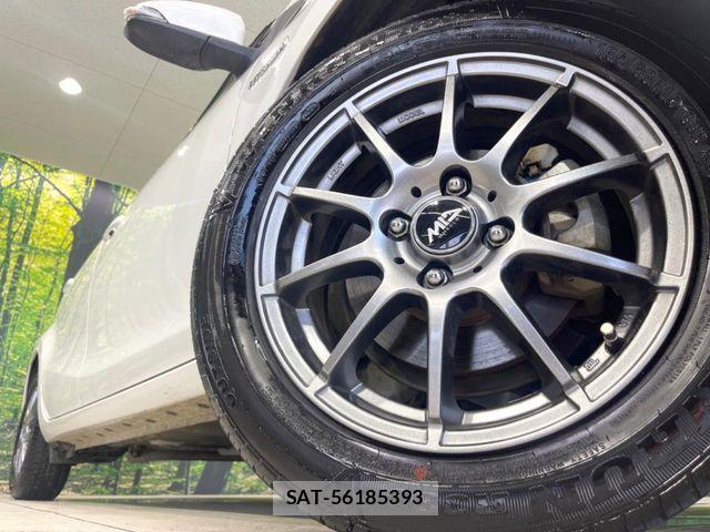Toyota AQUA 2017-06 8457029-12