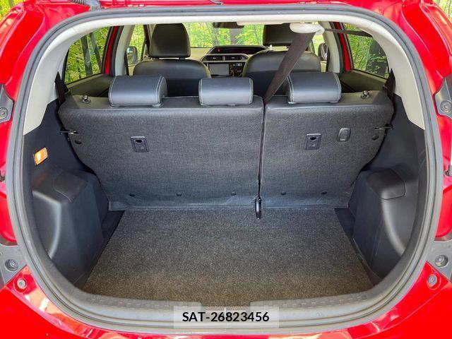 Toyota AQUA 2016-05 8457025-9