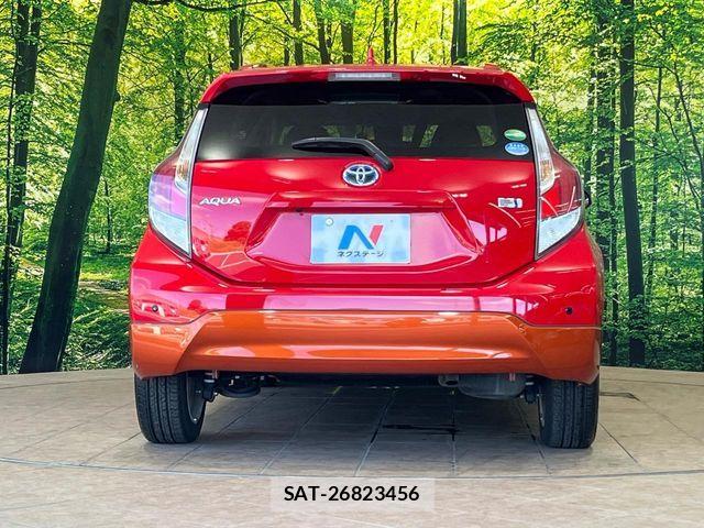 Toyota AQUA 2016-05 8457025-14