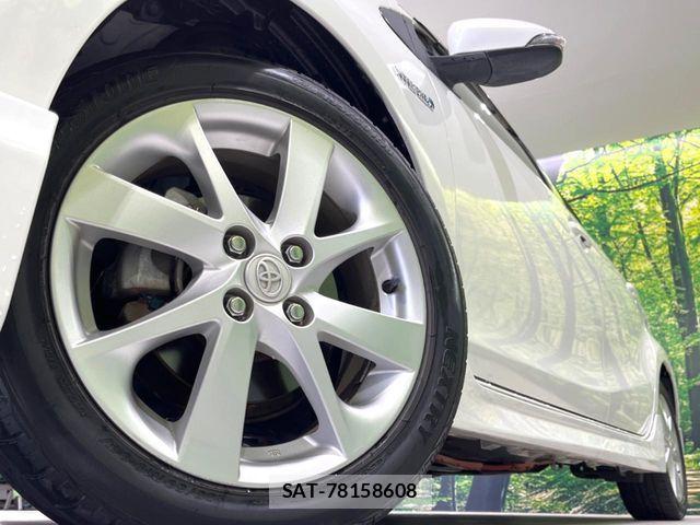 Toyota AQUA 2015-06 8457023-12