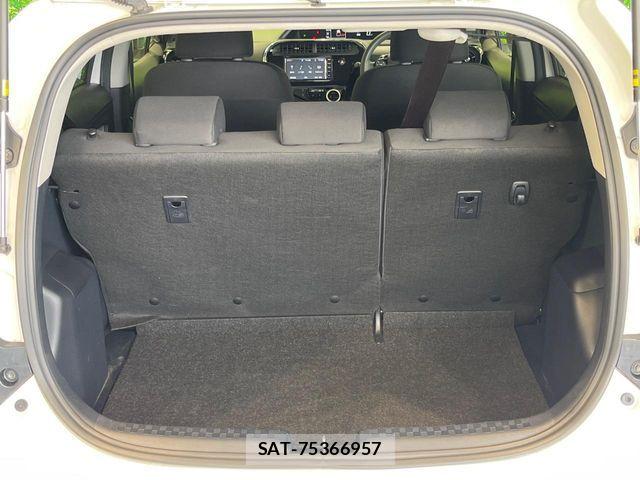 Toyota AQUA 2019-06 8457019-9