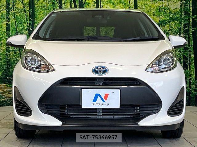 Toyota AQUA 2019-06 8457019-13