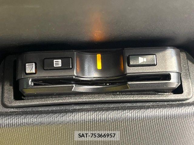 Toyota AQUA 2019-06 8457019-6