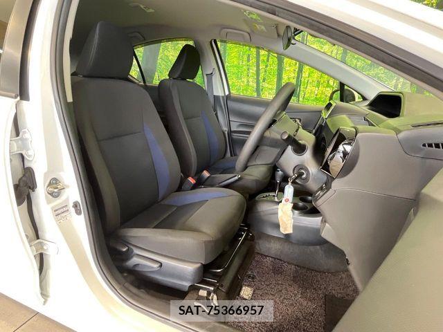 Toyota AQUA 2019-06 8457019-7