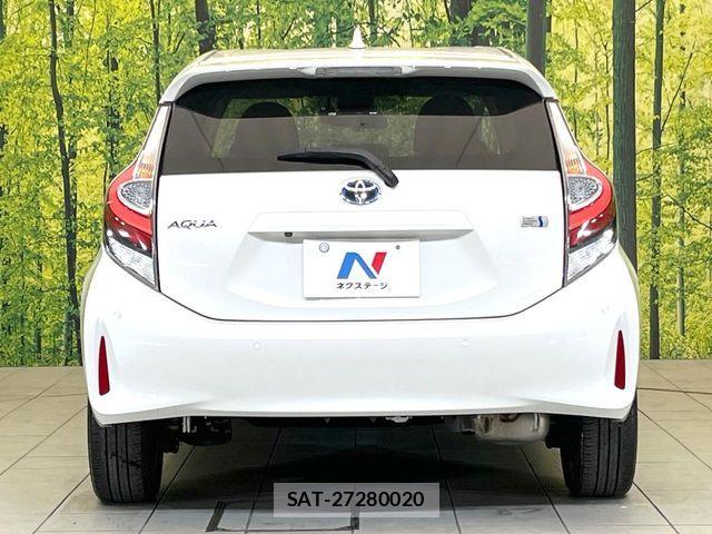 Toyota AQUA 2019-07 8457018-14