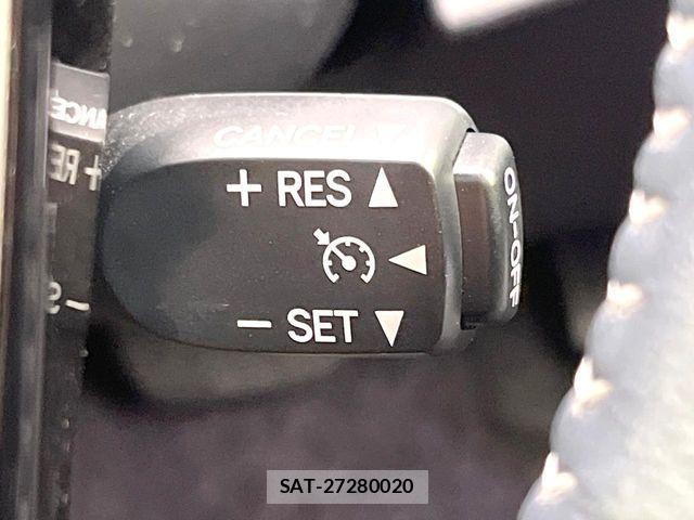 Toyota AQUA 2019-07 8457018-5