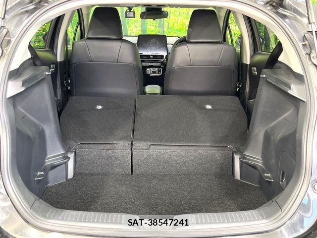 Toyota AQUA 2022-03 8457011-9