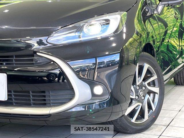 Toyota AQUA 2022-03 8457011-11