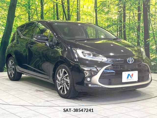 Toyota AQUA 2022-03 8457011-15