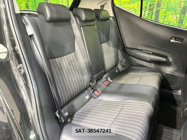 Toyota AQUA 2022-03 8457011-8