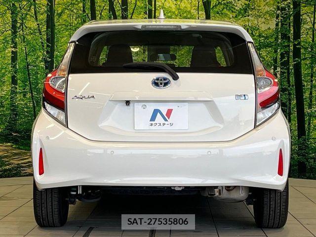Toyota AQUA 2019-06 8457022-14