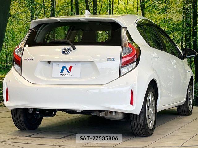 Toyota AQUA 2019-06 8457022-16
