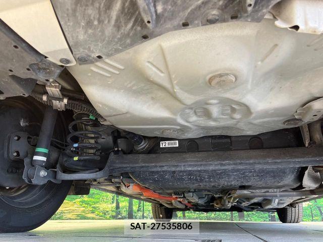 Toyota AQUA 2019-06 8457022-19
