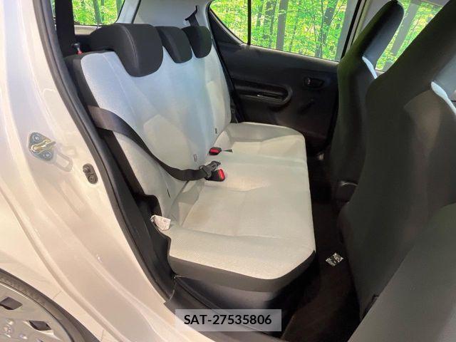 Toyota AQUA 2019-06 8457022-8