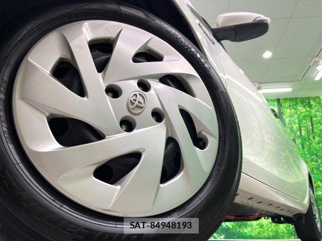 Toyota AQUA 2019-07 8457021-12