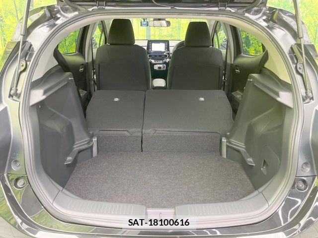 Toyota AQUA 2023-06 8457014-9
