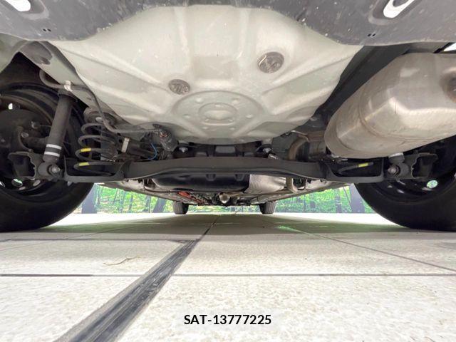 Toyota AQUA 2023-07 8457012-18