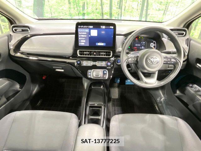 Toyota AQUA 2023-07 8457012-1