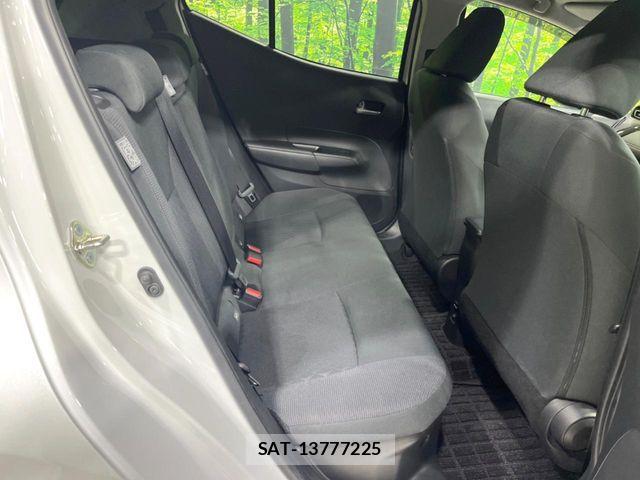 Toyota AQUA 2023-07 8457012-8