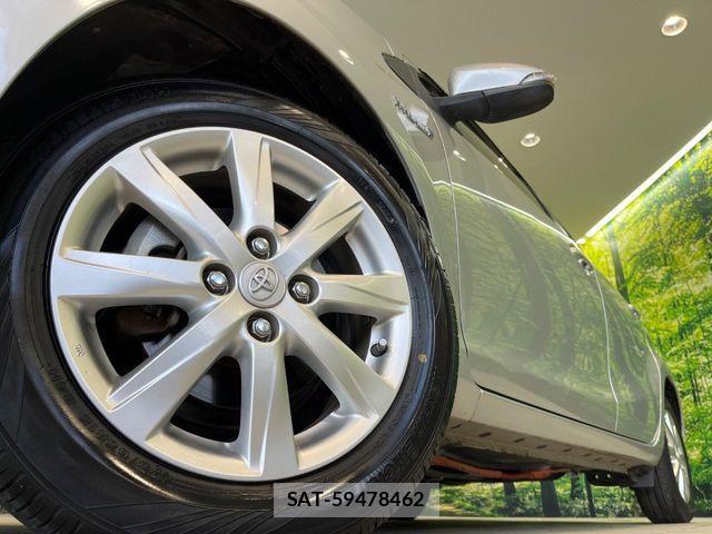Toyota AQUA 2014-01 8457034-12