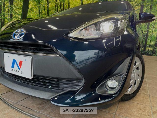 Toyota AQUA 2017-08 8457020-11