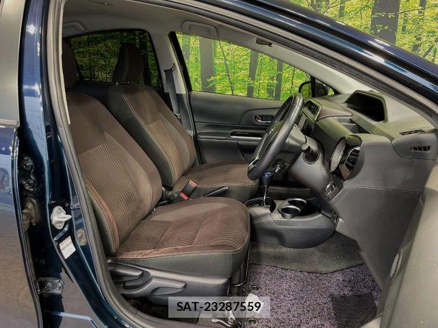 Toyota AQUA 2017-08 8457020-7