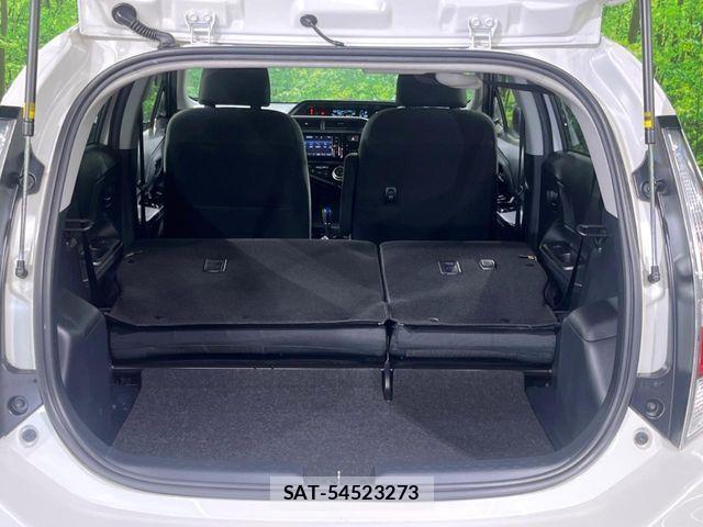 Toyota AQUA 2017-01 8457028-9
