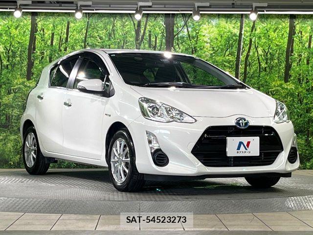 Toyota AQUA 2017-01 8457028-15