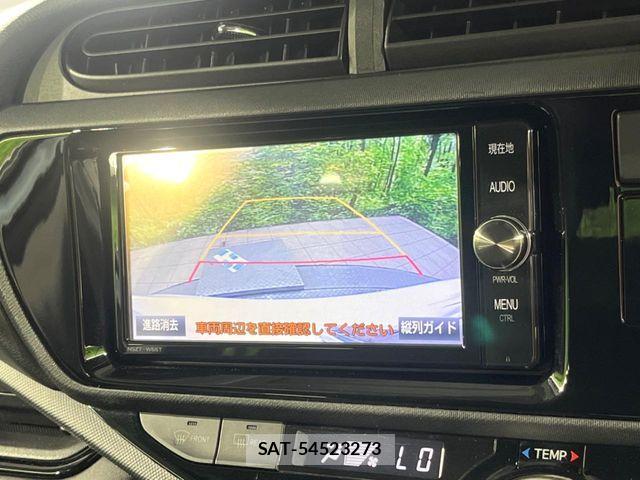 Toyota AQUA 2017-01 8457028-3