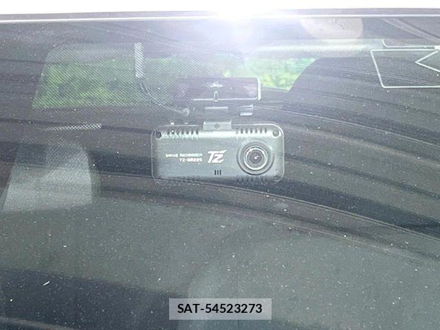 Toyota AQUA 2017-01 8457028-5