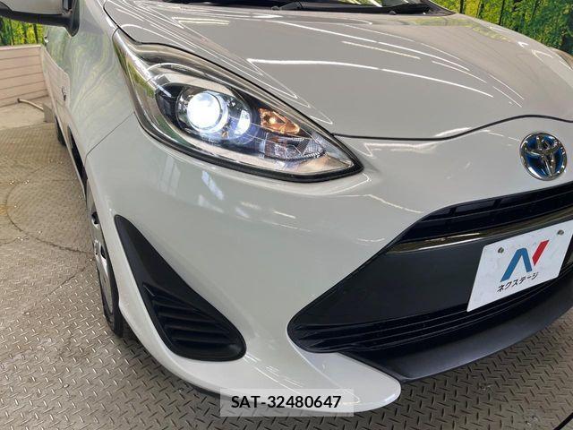 Toyota AQUA 2018-03 8457030-11