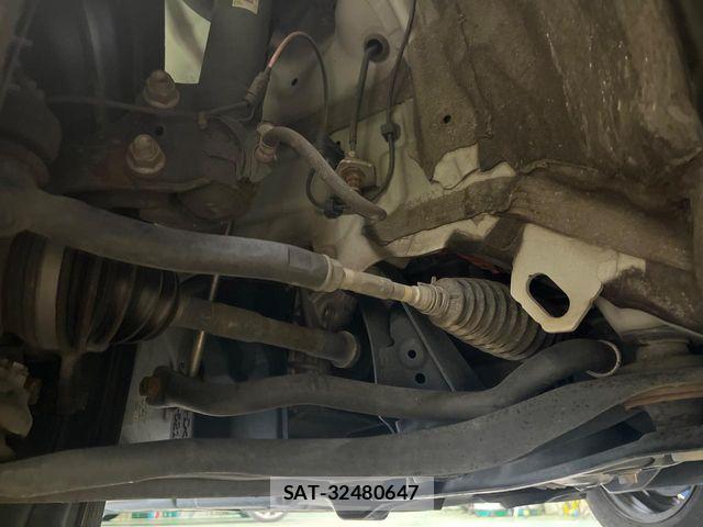 Toyota AQUA 2018-03 8457030-19