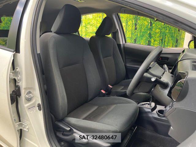 Toyota AQUA 2018-03 8457030-8
