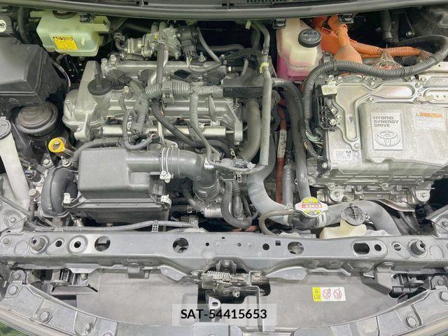 Toyota AQUA 2018-05 8457027-17