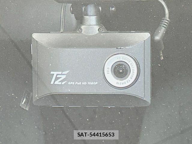 Toyota AQUA 2018-05 8457027-5