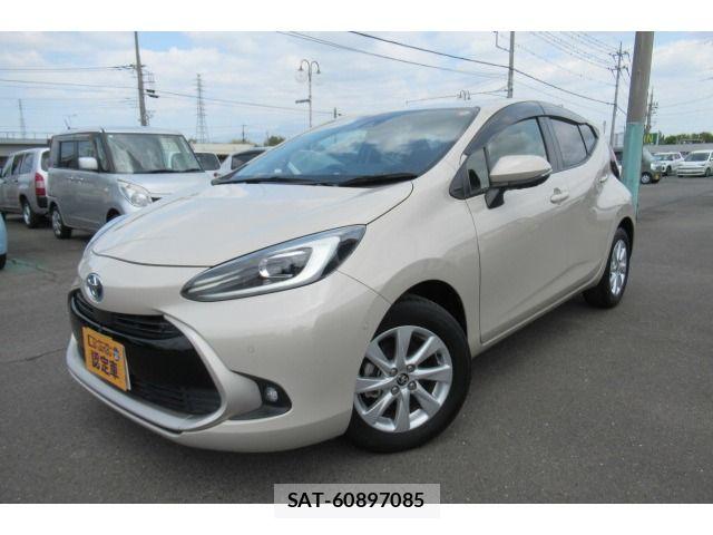 Toyota AQUA 2022-02 8457008-0