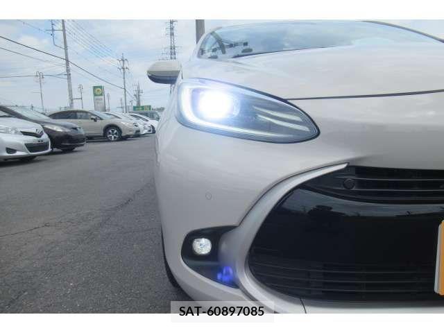 Toyota AQUA 2022-02 8457008-13