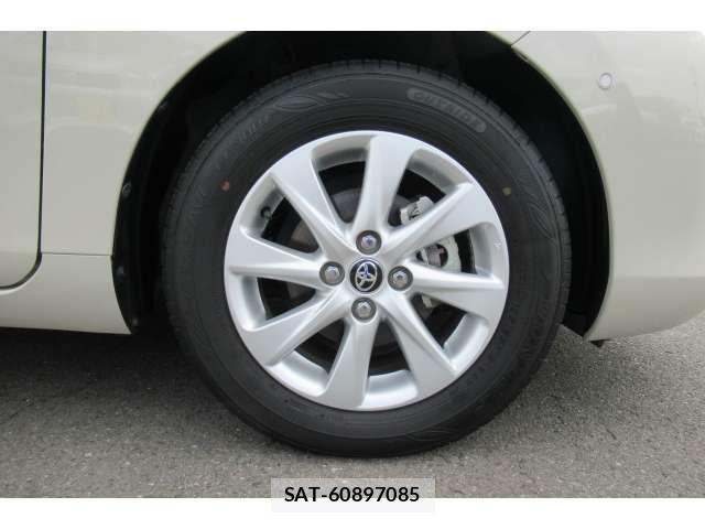 Toyota AQUA 2022-02 8457008-14