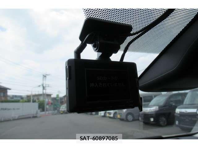 Toyota AQUA 2022-02 8457008-18