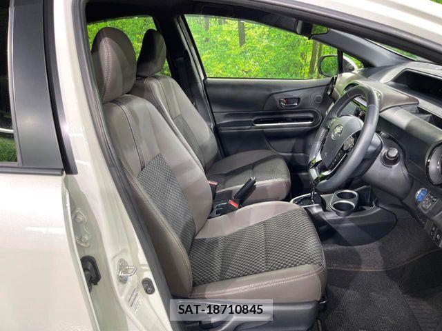 Toyota AQUA 2020-11 8457016-7