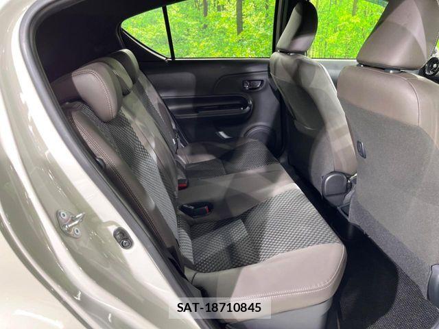 Toyota AQUA 2020-11 8457016-8