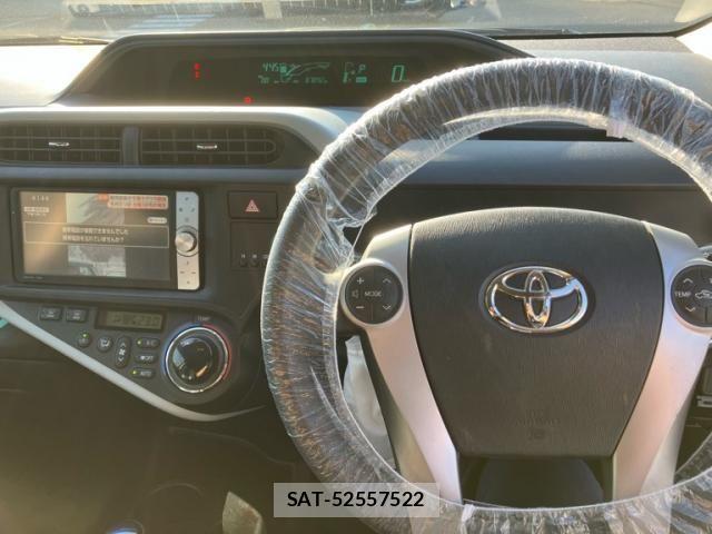 Toyota AQUA 2012-03 8485030-17