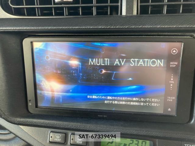 Toyota AQUA 2012-01 8485027-9