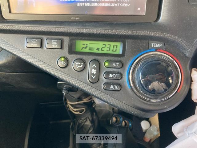 Toyota AQUA 2012-01 8485027-10
